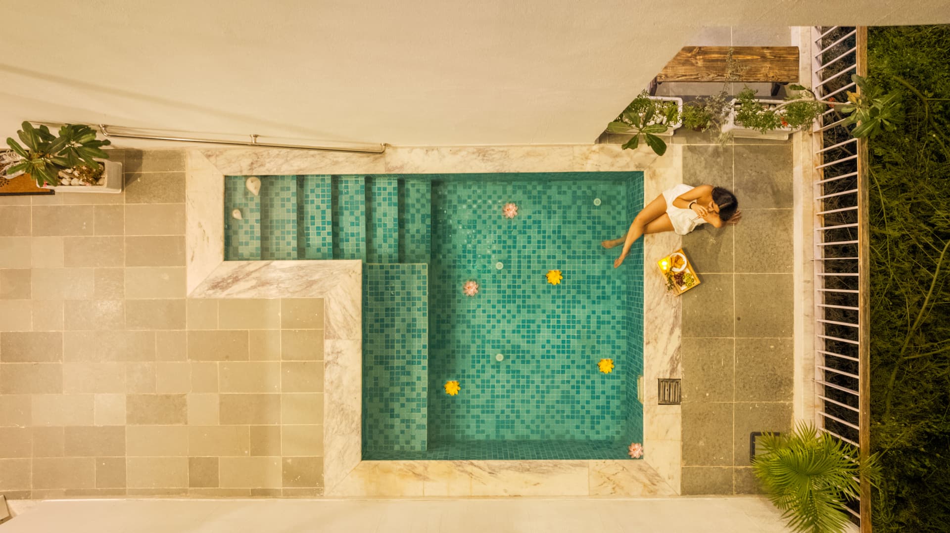 slide-1